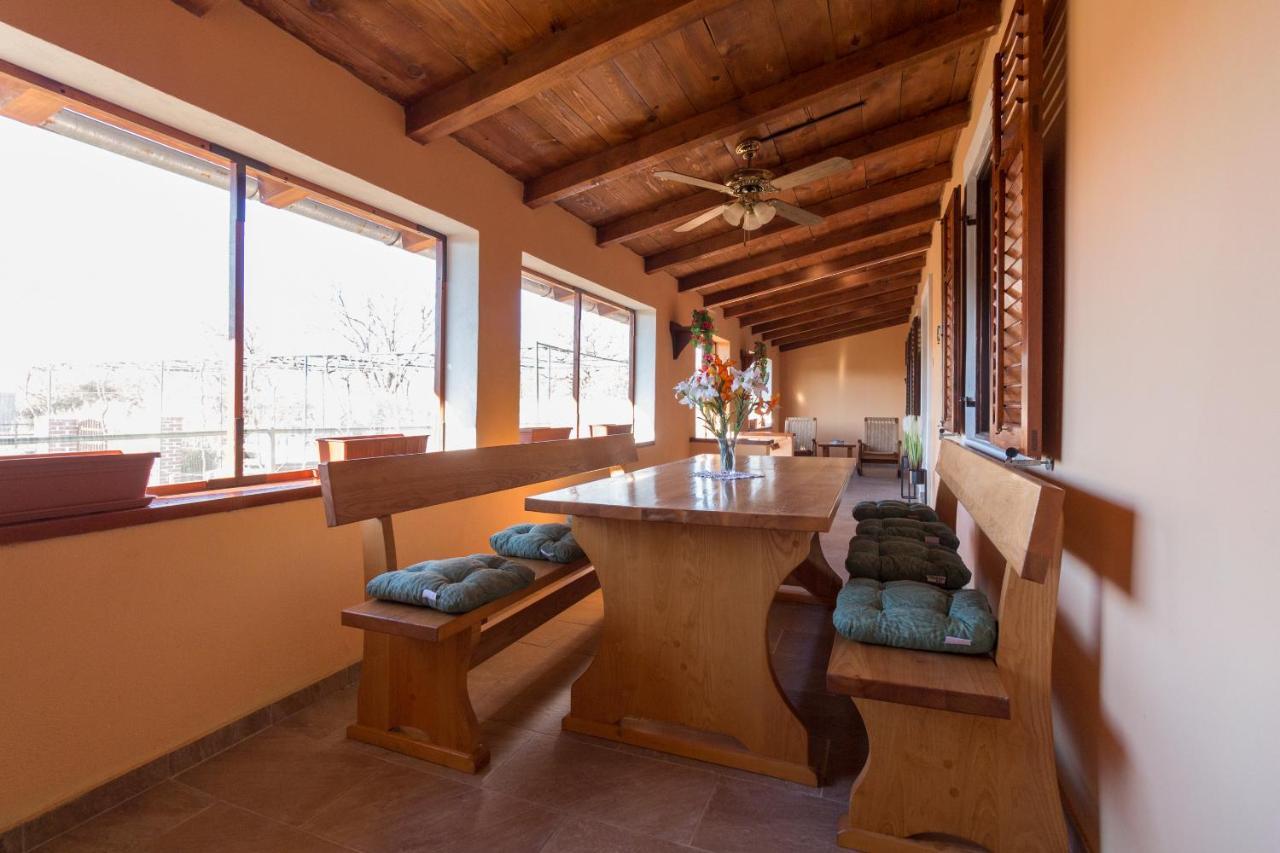 House Jasmin With Large Garden, Near Nin - By Ta Leut Villa Luaran gambar